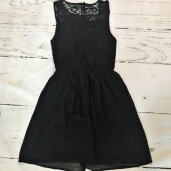 Lily Rose Black Lace Fit & Flare Dress size S - Picture 4 of 6